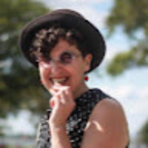 Meet your Posher, Daphna